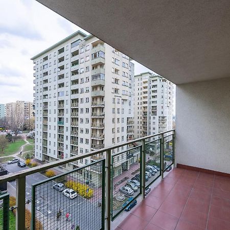 Bukowinska 12 Prywatne Mieszkanie 80M2 Z Dwiema Sypialniami I Balkonem 2X Bezplatne Miejsca Parkingowe Samodzielne Zameldowanie! Private Garage! Self Check-In System! วอร์ซอ ภายนอก รูปภาพ